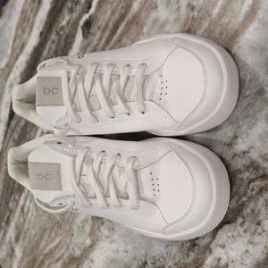 On the roger centre court sneakers on cloud